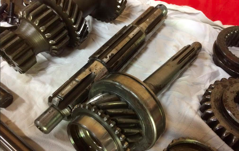 Illustration for article titled How I Completely Rebuilt My Jeep's Transmission In One Night For Less Than $100